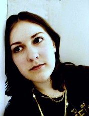 queenbee0889's picture